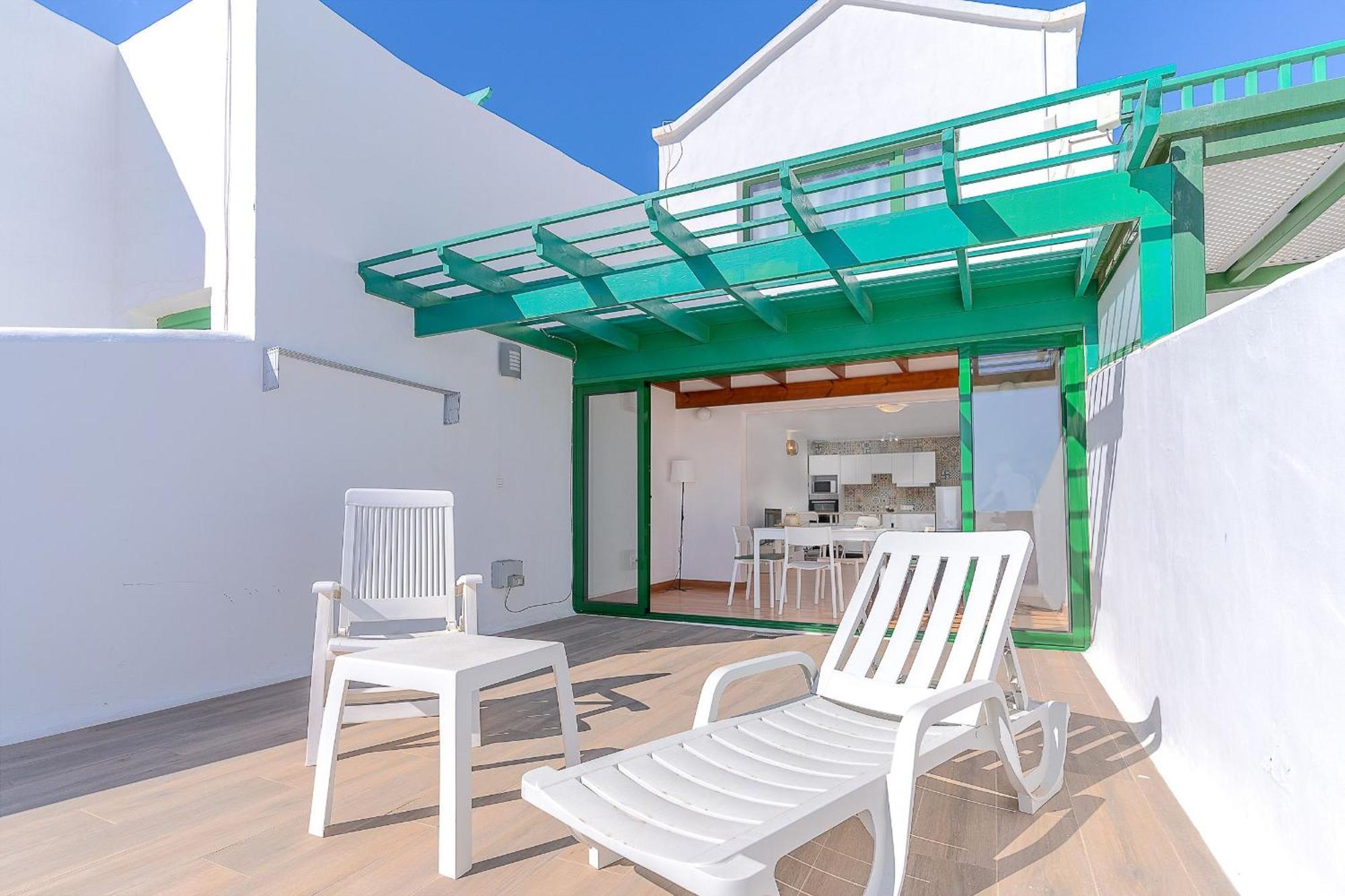 Fantástico apartamento en Las Coronas, gran terraza con vistas al mar y recién reformado completamente Costa Teguise Exterior foto